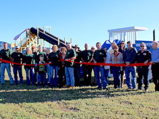 Fairview Fun Farms Ribbon cutting