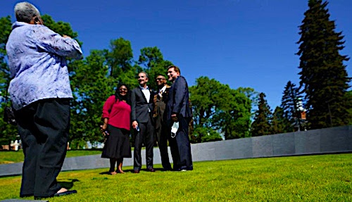 Gov lifts mask mandate