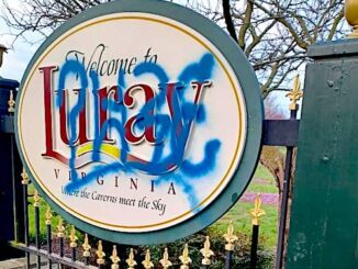 Graffitti on greenway