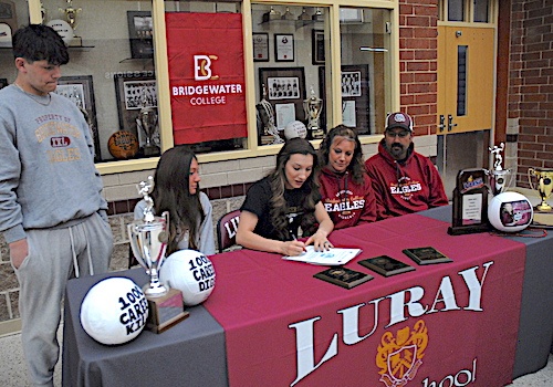 Jaidyn McClung signs with Bridgewater College to play volleyball on Tuesday, March 28, 2023