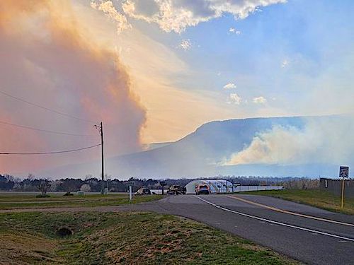 Fire on Massanutten West of Luray_Tommy Miller