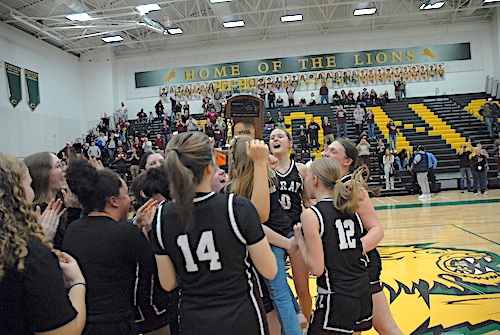 LHS_GB_RegCHvSurry_Trophy_02_27_26