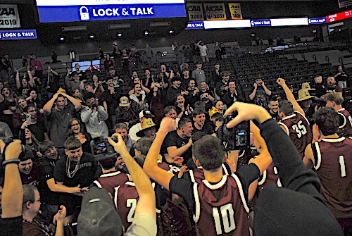 LHS_BB_STCH_TeamCrowd_03_13_26