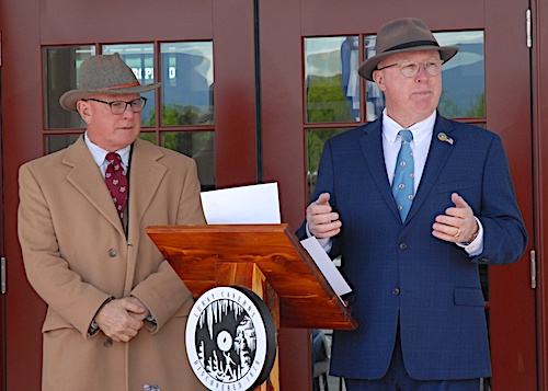 LC_WelcomeCenter_BrothersPodium_04_20_26